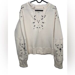 Anthropologie embroidered lace applique split neck sweatshirt top in cream MED